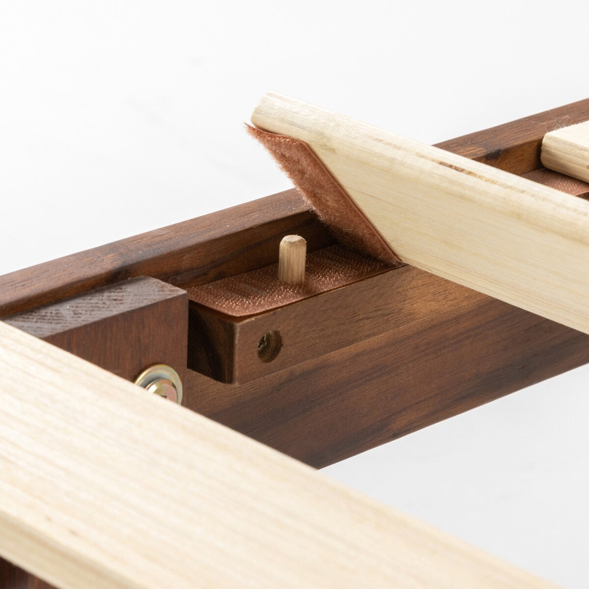Cadre de lit plateforme en bois massif classique de 40 cm (16 pouces) disponible en plusieurs finitions