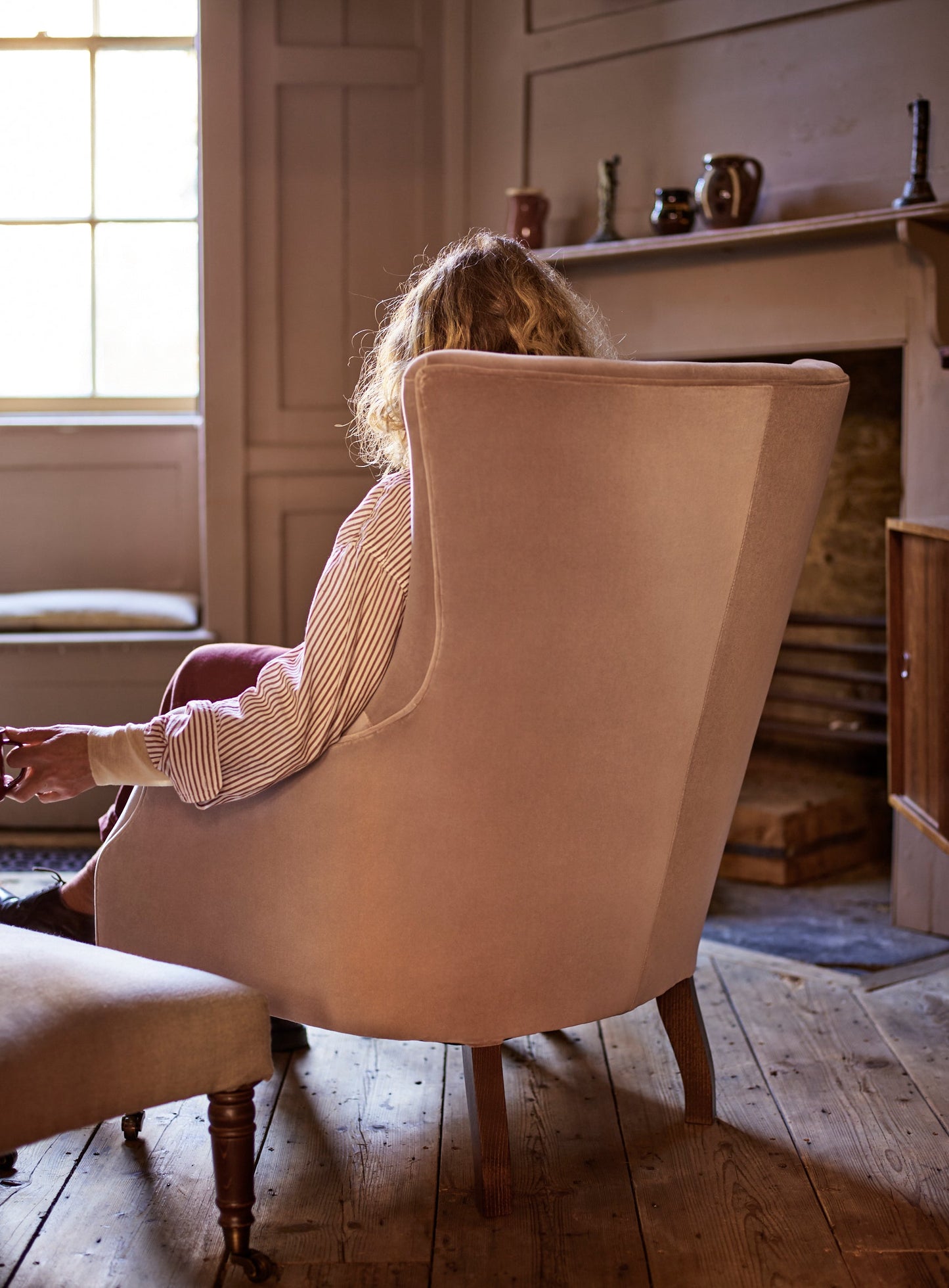Fauteuil à oreilles Bromley, laine grise