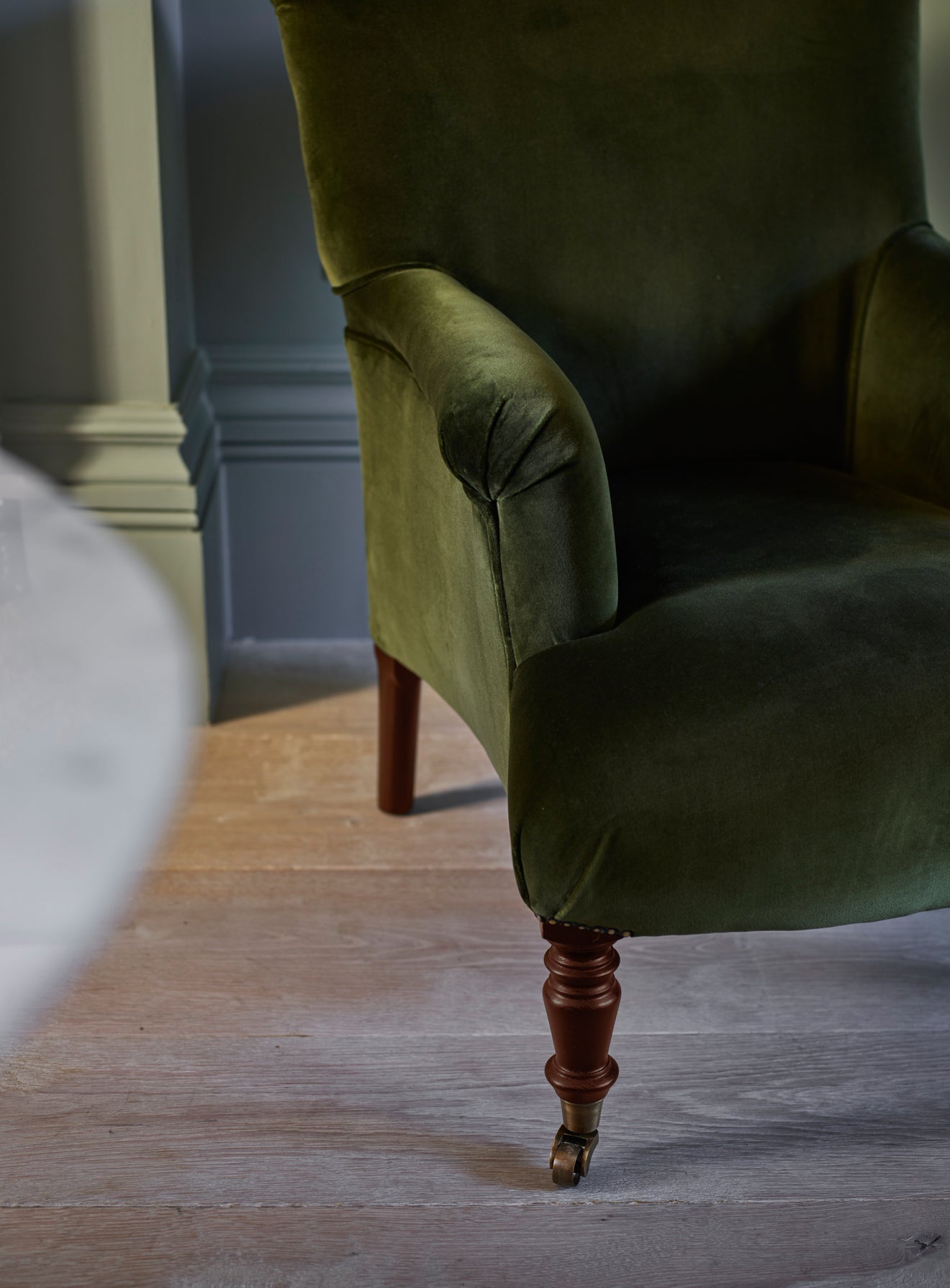 Fauteuil Finley, velours olive foncé