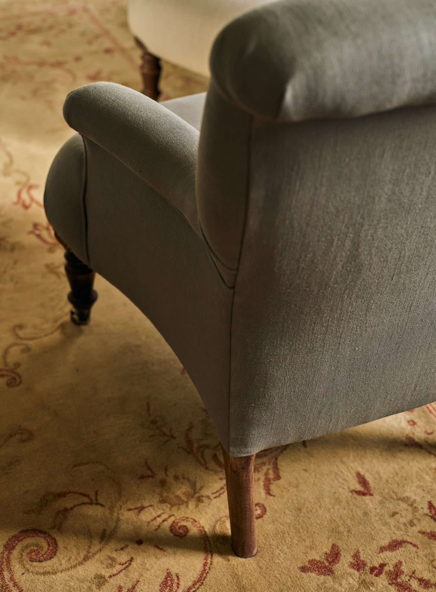Fauteuil Finley, velours bleu nuit