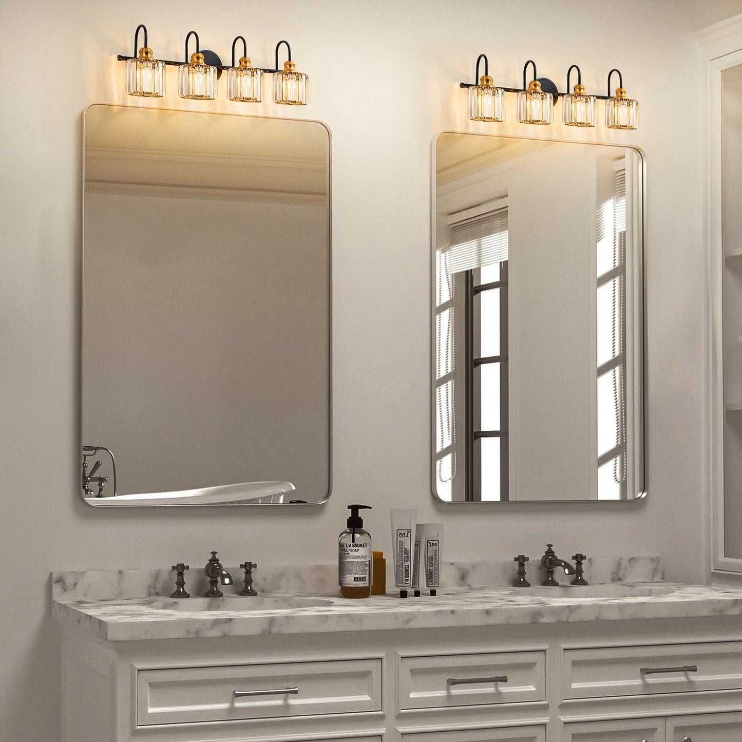 Éclairage de salle de bain moderne et élégant à 3/4 lumières, linéaire, à intensité variable, avec cristaux, à placer au-dessus du miroir.