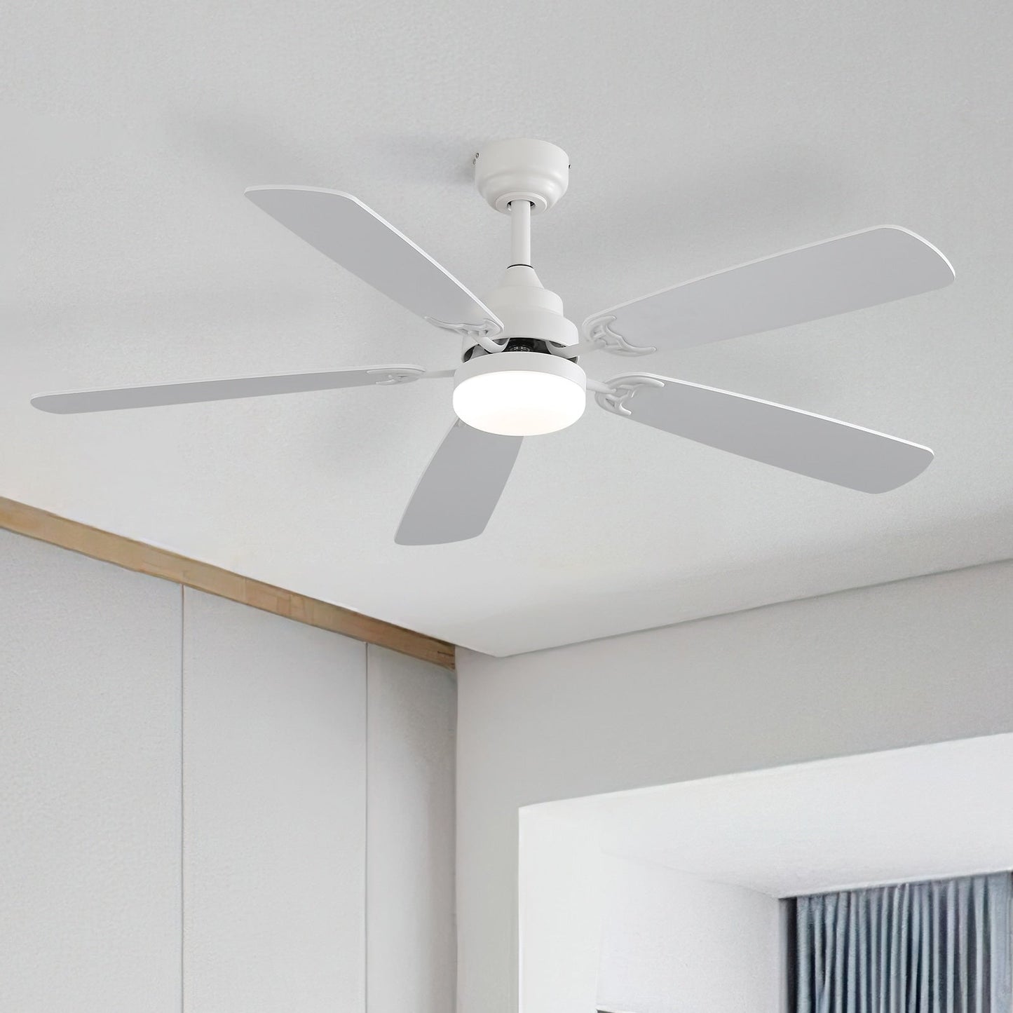 Ventilateur de plafond à LED intégré de 48 et 52 pouces avec lumière et télécommande, moteur à courant continu réversible.