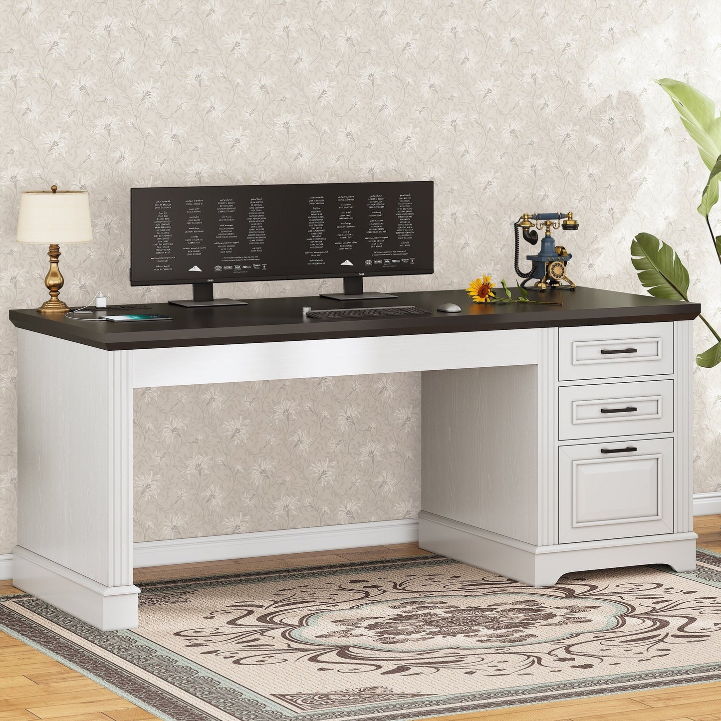 Bureau de direction style farmhouse, bureau de travail pour la maison, tiroir à dossiers, support de moniteur, prise de courant.