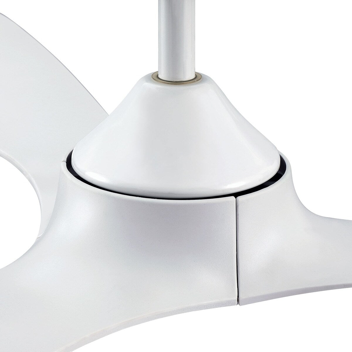 Ventilateur de plafond à courant continu à 3 pales, noir moderne, 56 pouces, avec télécommande.