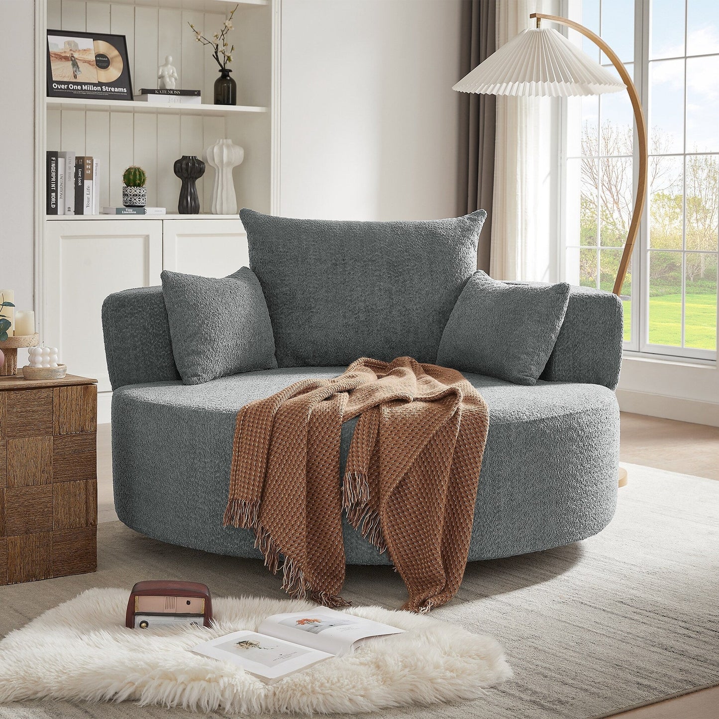 Fauteuil de salon en forme de tonneau avec accoudoirs en chenille, chaise de salon ronde avec base pivotante à 360 degrés et 3 coussins amovibles.