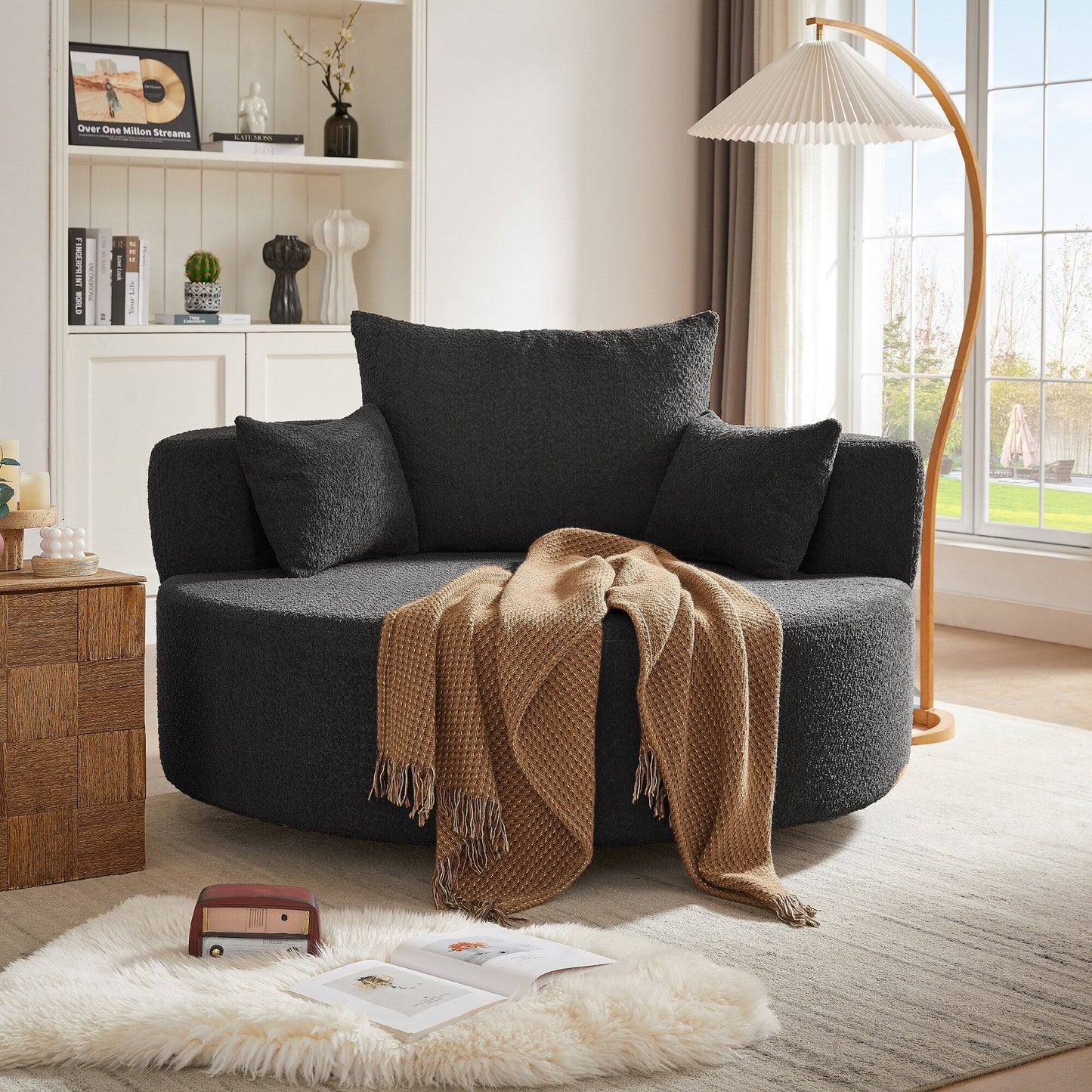 Fauteuil de salon en forme de tonneau avec accoudoirs en chenille, chaise de salon ronde avec base pivotante à 360 degrés et 3 coussins amovibles.