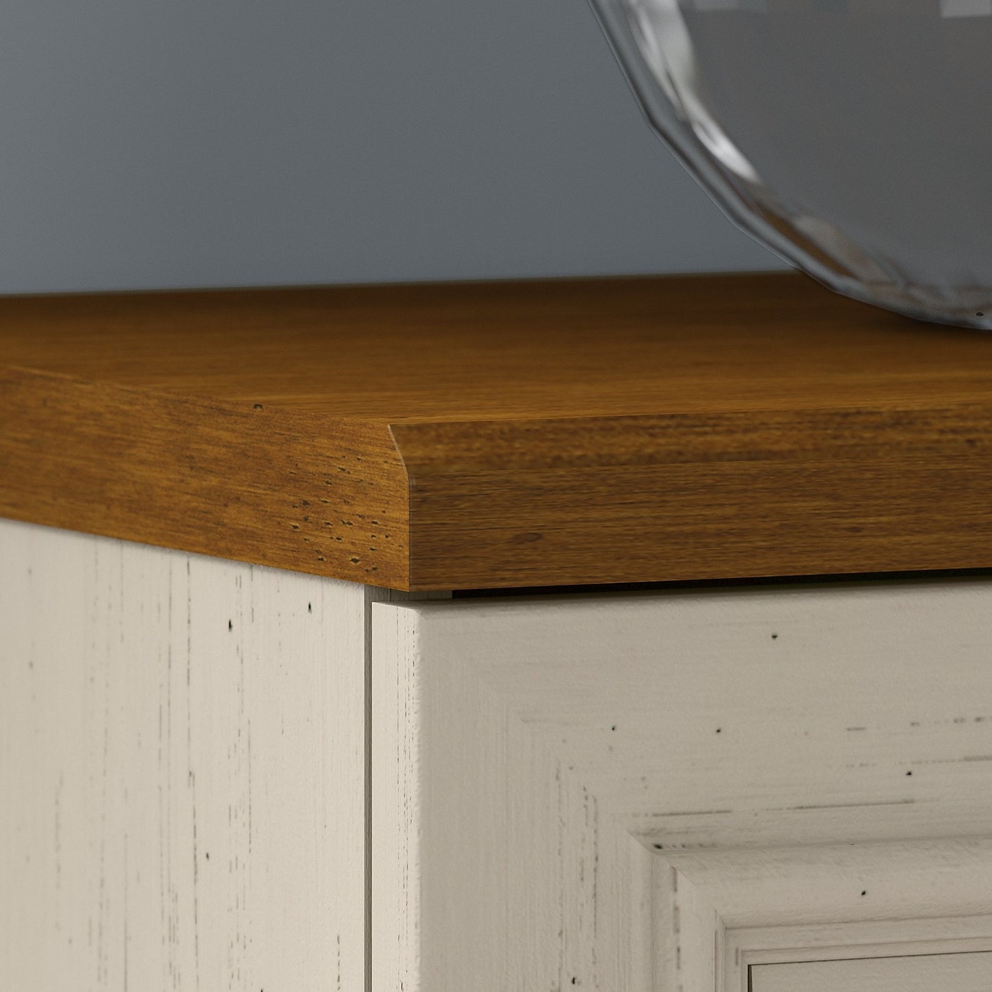 Armoire de rangement Fairview avec portes et étagères de Bush Furniture - 80,6 cm L x 32,4 cm l x 78,1 cm H