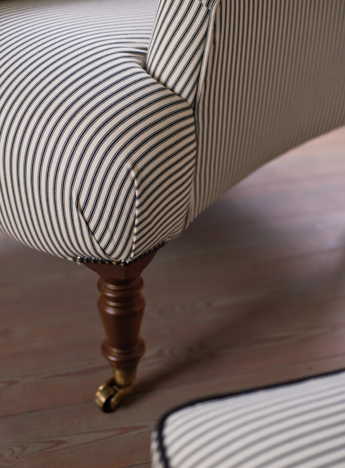 Fauteuil Finley, rayures noires