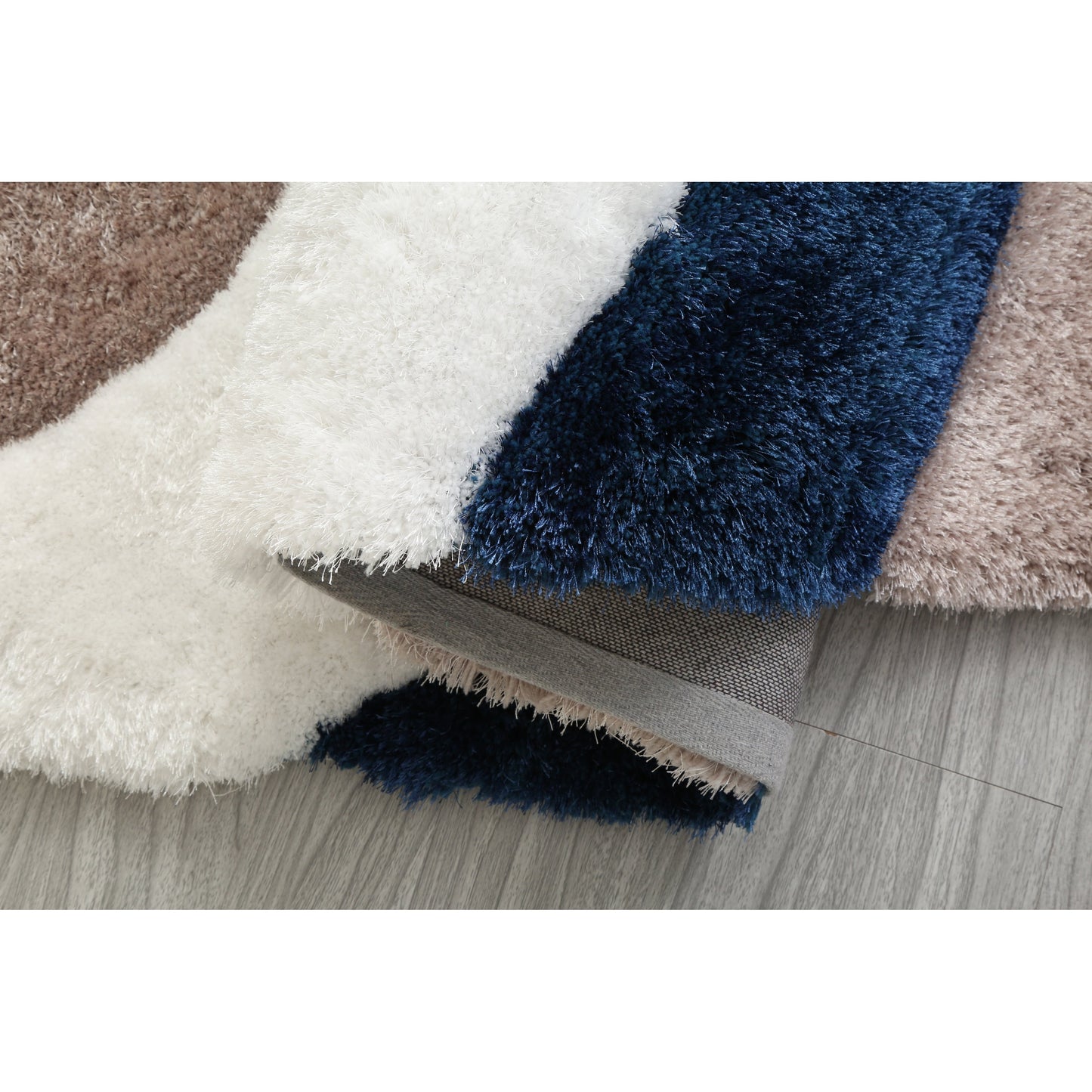 Tapis de sol abstrait à poils longs Mateos