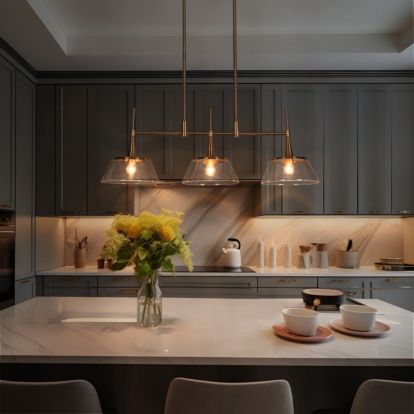 Luminaire suspendu linéaire à 3 lumières en verre dépoli, style moderne, couleur or, pour salle à manger.