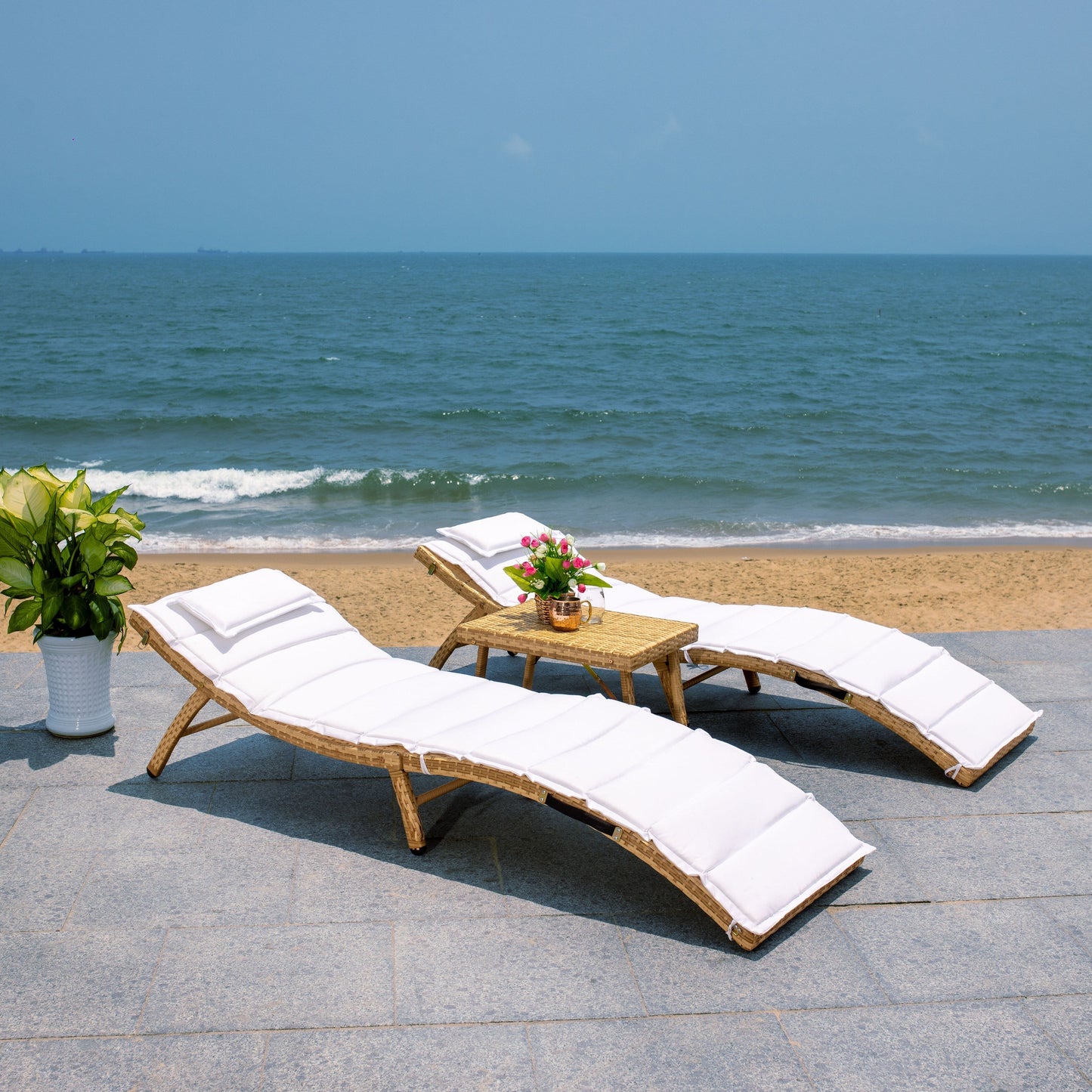 Ensemble de chaises longues de jardin Blaguna 3 pièces de SAFAVIEH - 83L x 20P x 24H (dimensions en pouces)