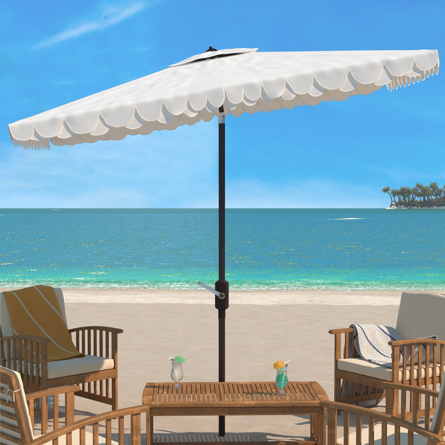 Parasol rectangulaire d'extérieur Zariah de SAFAVIEH, 6'x10', avec liseré