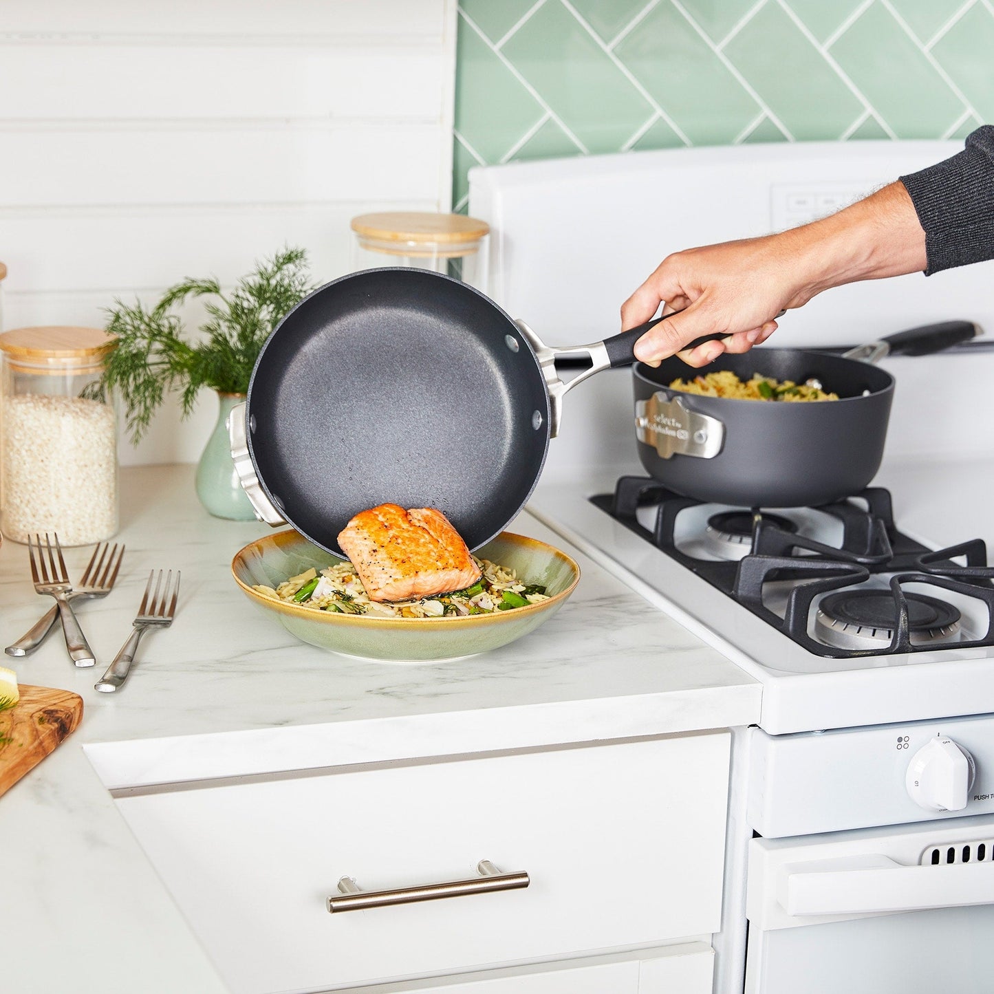 Select by Calphalon, ensemble de 14 pièces, ustensiles de cuisine antiadhésifs en aluminium anodisé dur.