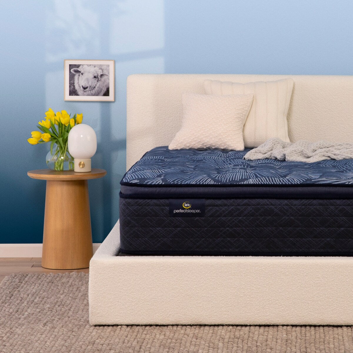 Matelas Serta Perfect Sleeper Oasis Sleep 14.5 à surcouche moelleuse de densité moyenne