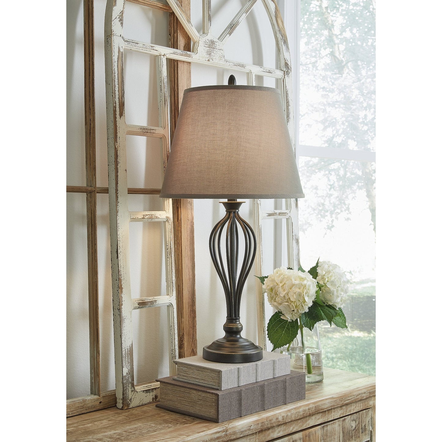Lampe de table Ornawell en bronze antique de Signature Design by Ashley (lot de 2) - 15W x 15D x 29H