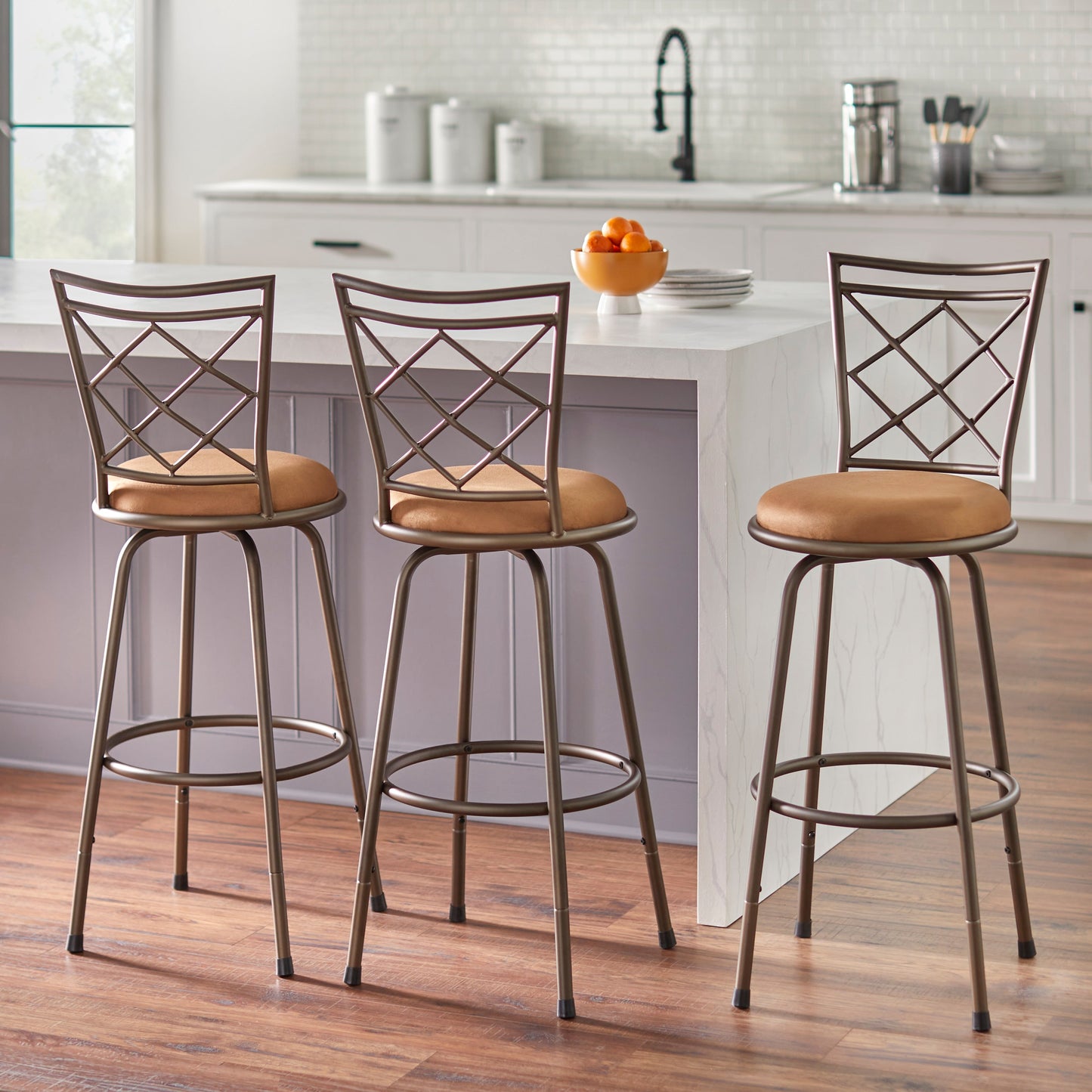 Tabourets pivotants réglables en hauteur Alyssa de Simple Living (lot de 3)