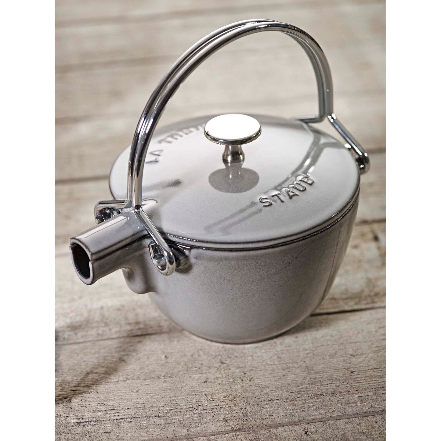 Bouilloire ronde en fonte STAUB, 1 quart