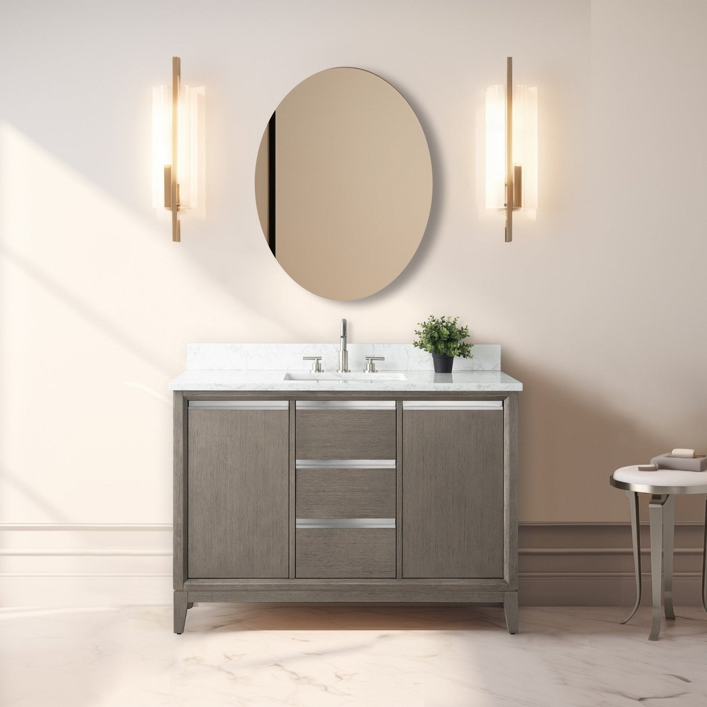 Meuble-lavabo Vanity Art avec lavabo en céramique et plan de travail en marbre composite.