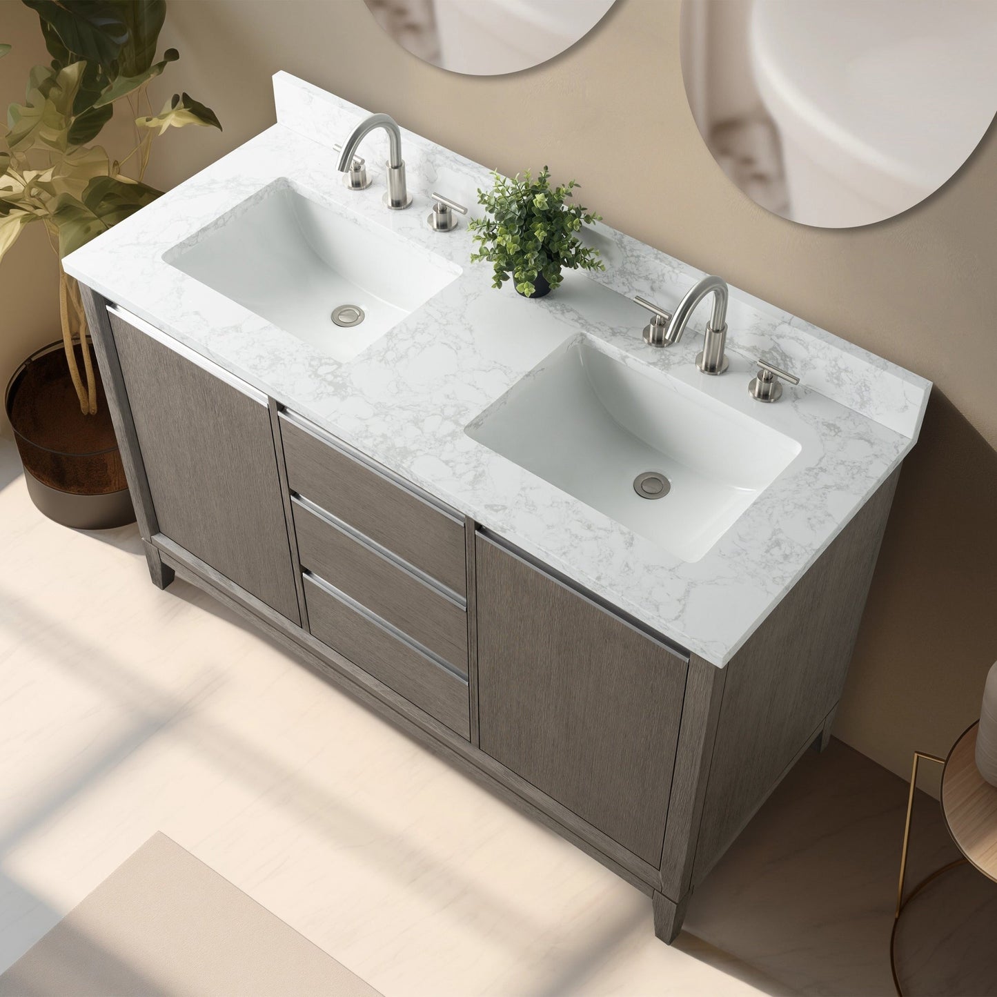 Meuble-lavabo Vanity Art avec lavabo en céramique et plan de travail en marbre composite.