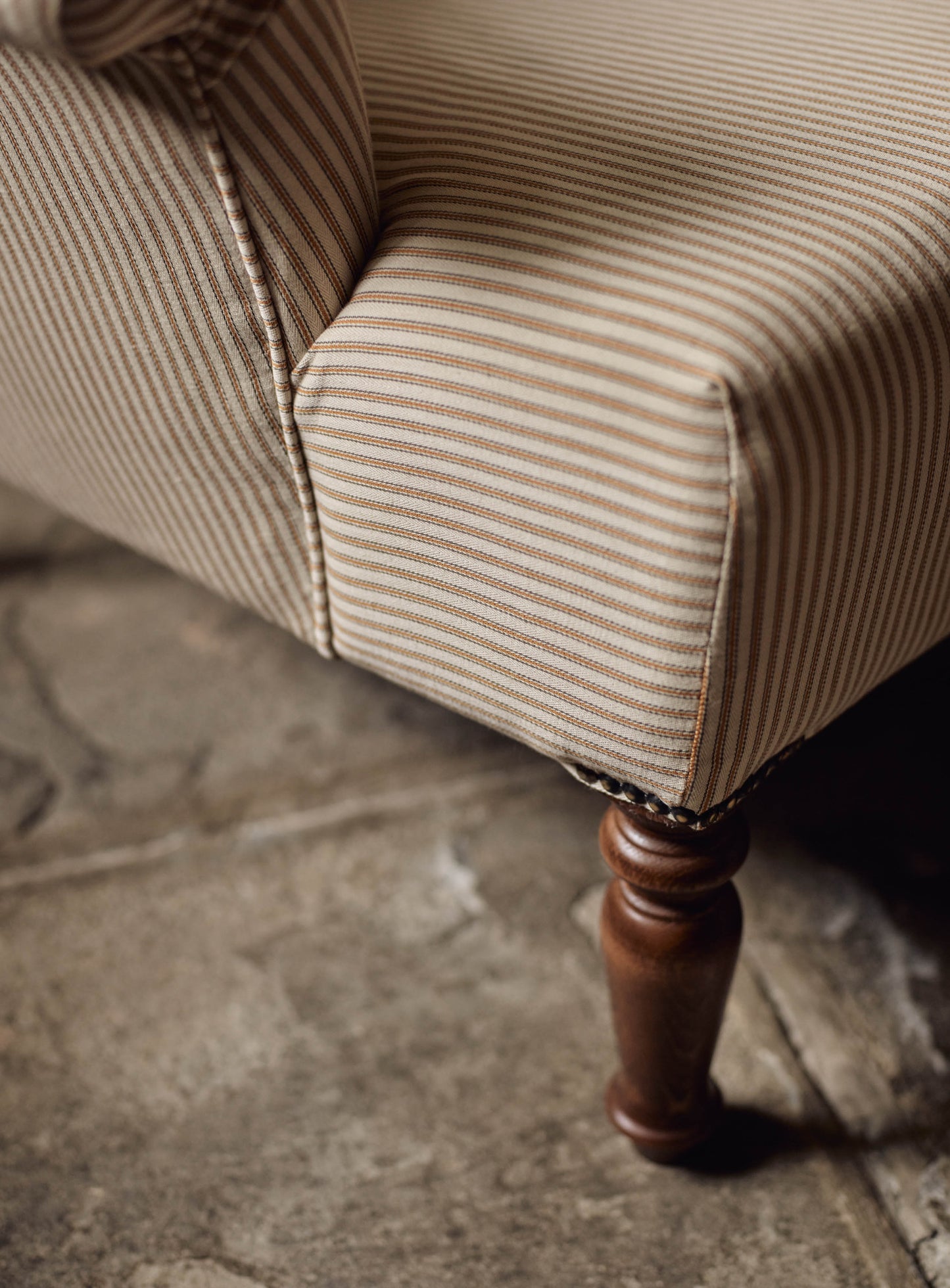 Fauteuil Clandon, velours sauge