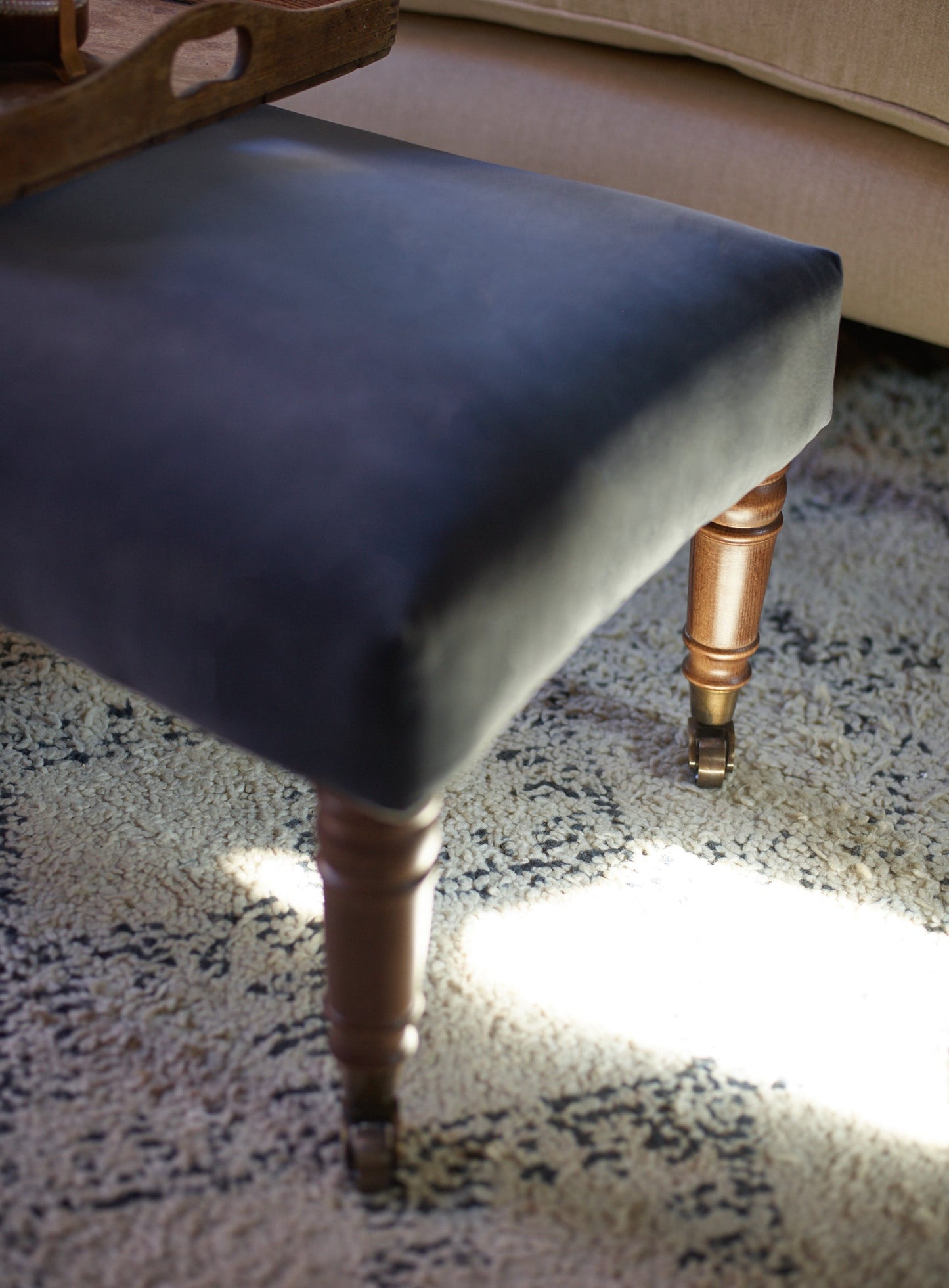 Repose-pieds Edmund, grand, rayures ocres Heritage