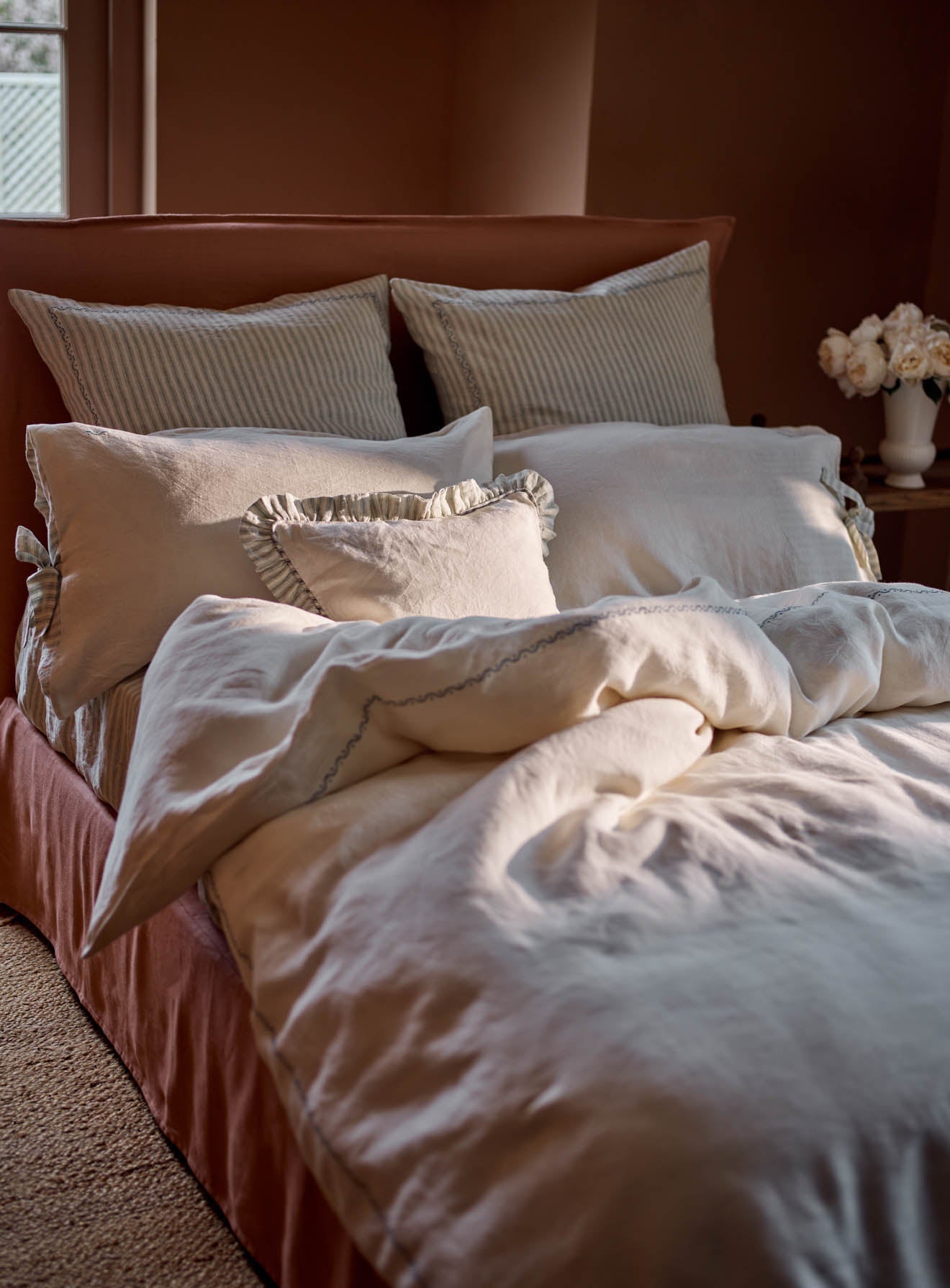 Couette en lin brodé