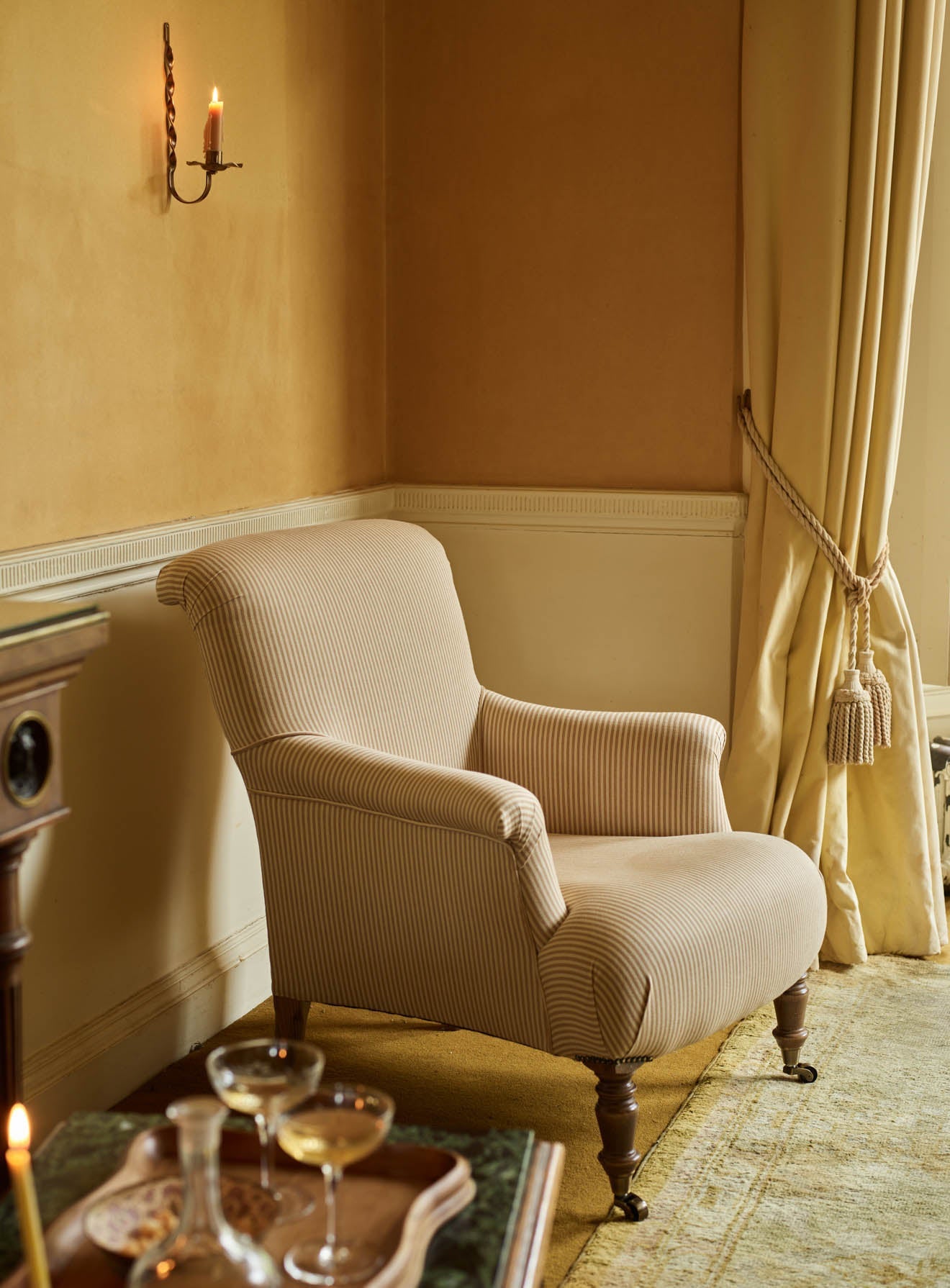 Fauteuil Finley, rayures ocres Heritage