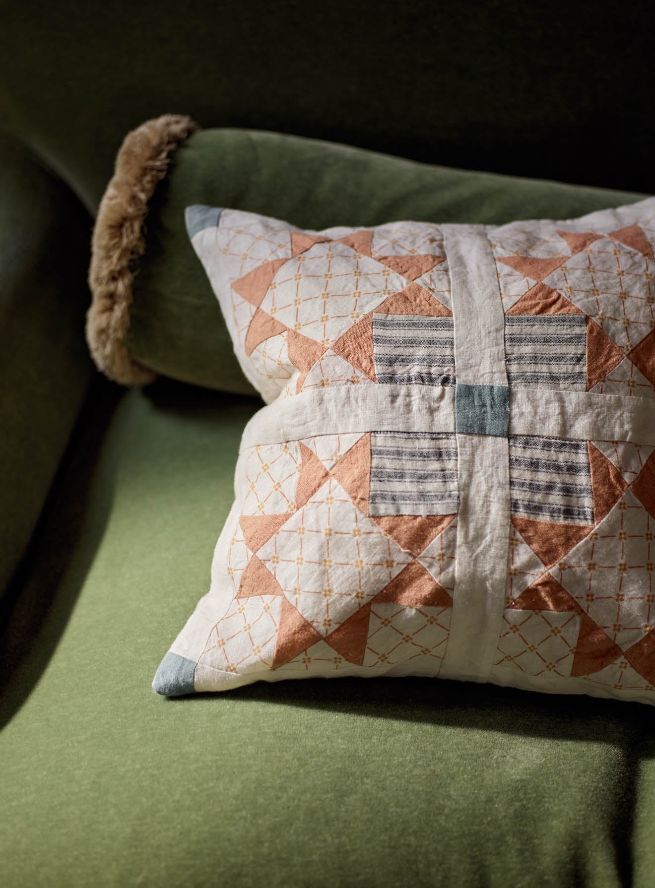 Coussin patchwork en lin, blanc chaud