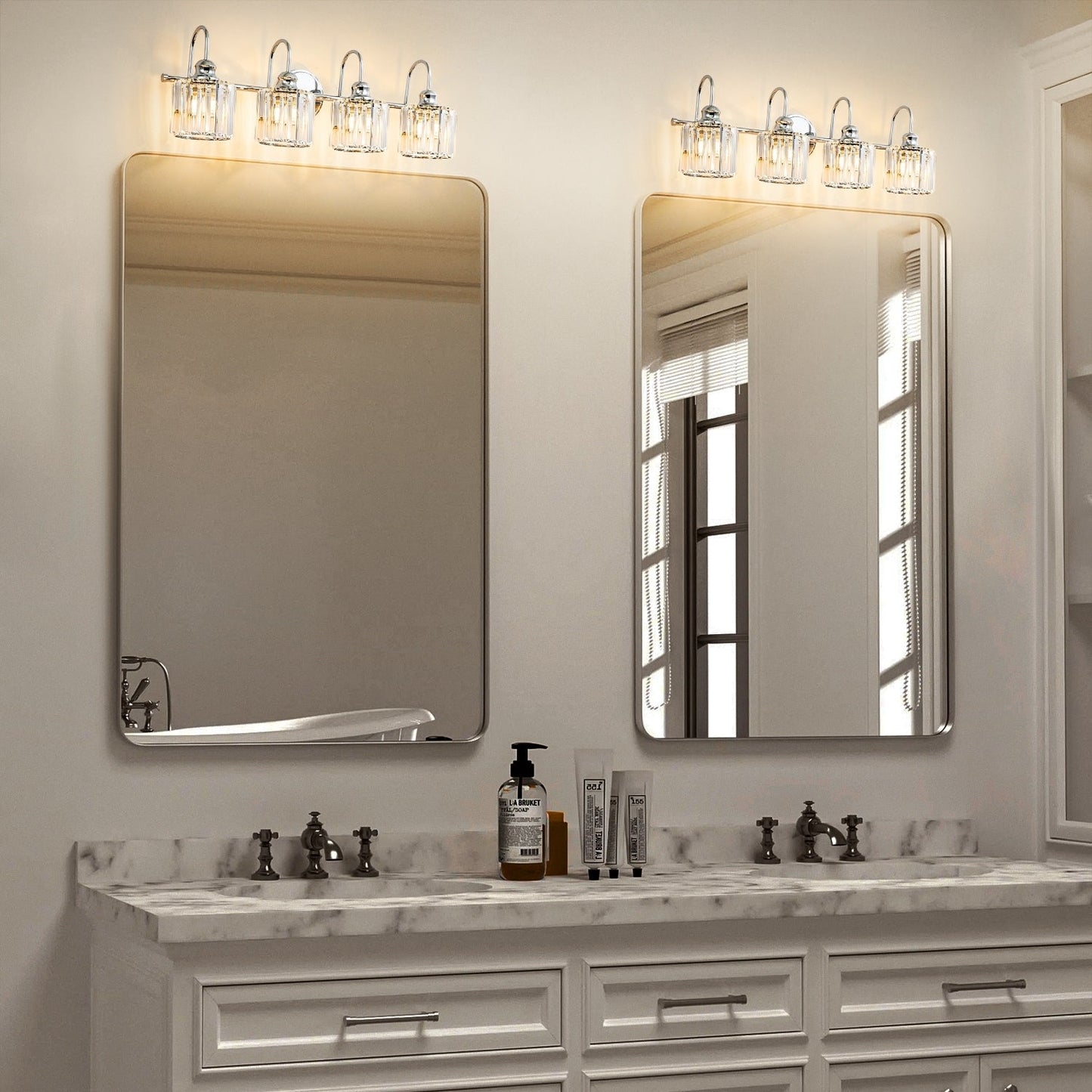 Éclairage de salle de bain moderne et élégant à 3/4 lumières, linéaire, à intensité variable, avec cristaux, à placer au-dessus du miroir.