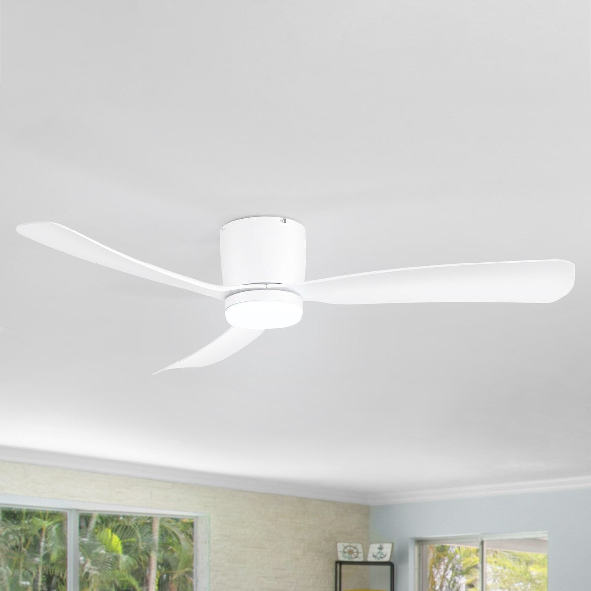 Ventilateur de plafond LED à montage encastré de 52 pouces noir/blanc avec éclairage et télécommande (3 pales)