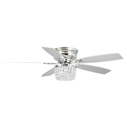Ventilateur de plafond à 52 pales en cristal chromé, à montage encastré, avec kit d'éclairage et télécommande.