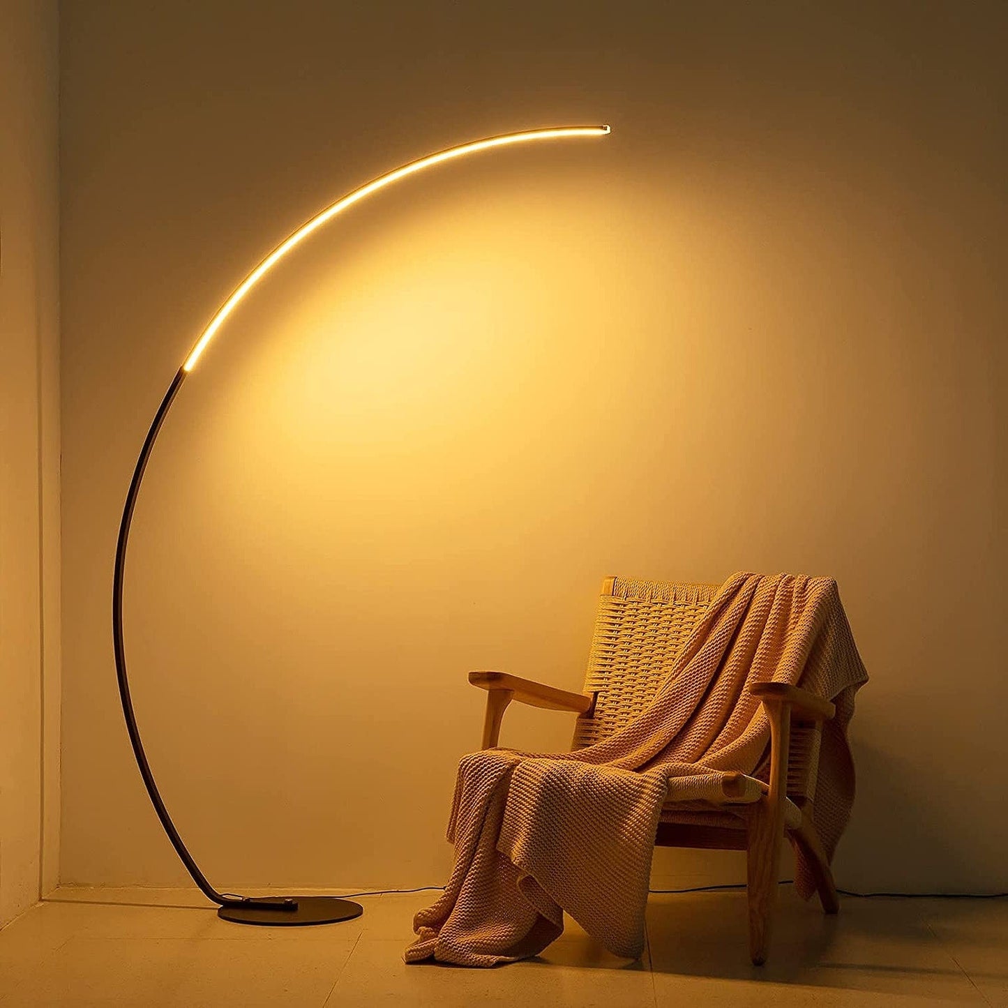 69 Lampe de sol LED à arc/courbe, à intensité variable - RGBW - N/A