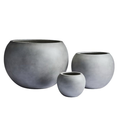 DreamPatio Riverside Fiberstone Modern Sphere Planter for Indoor/Outdoor