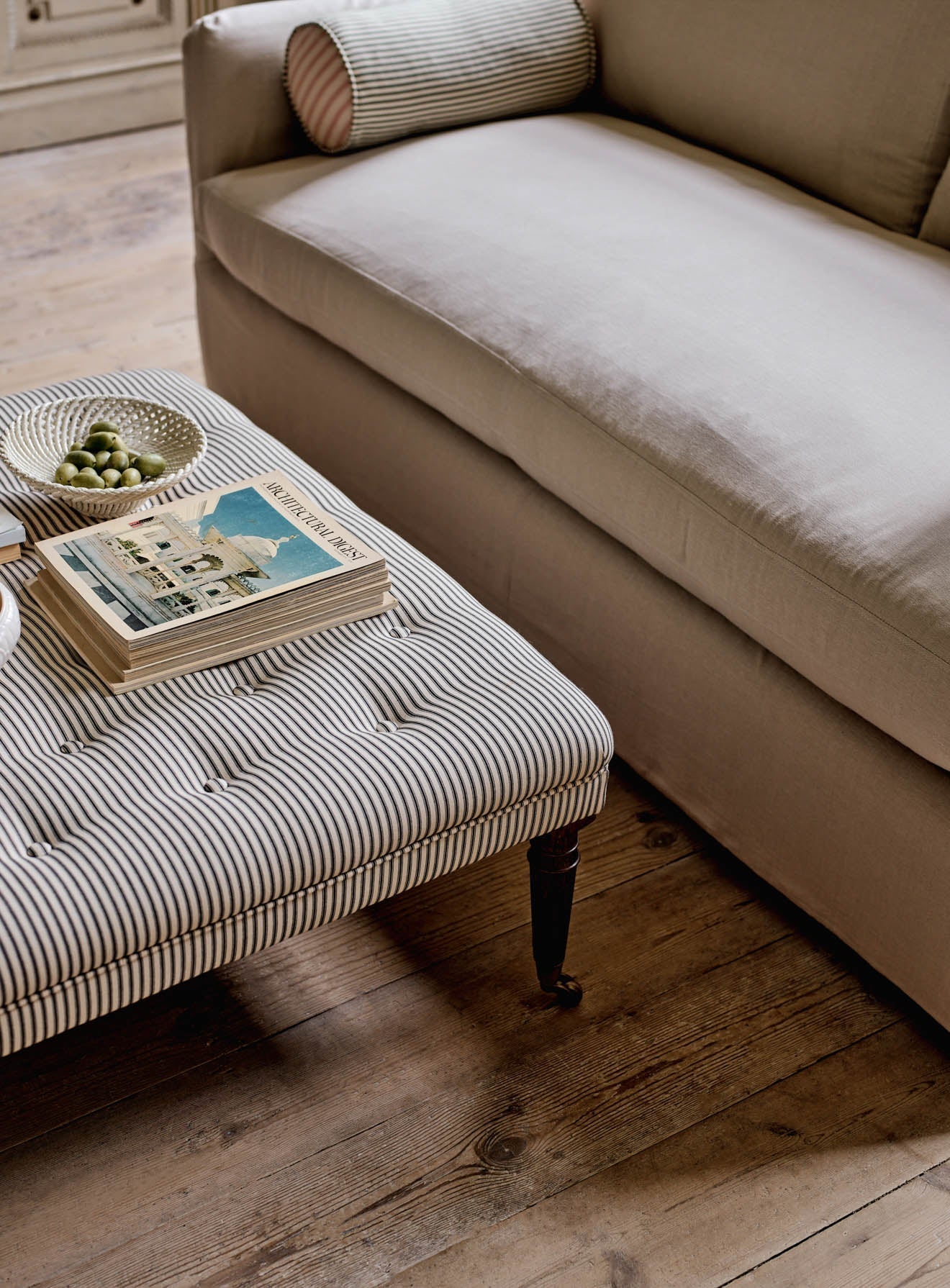 Repose-pieds Freyer, carré, velours olive foncé