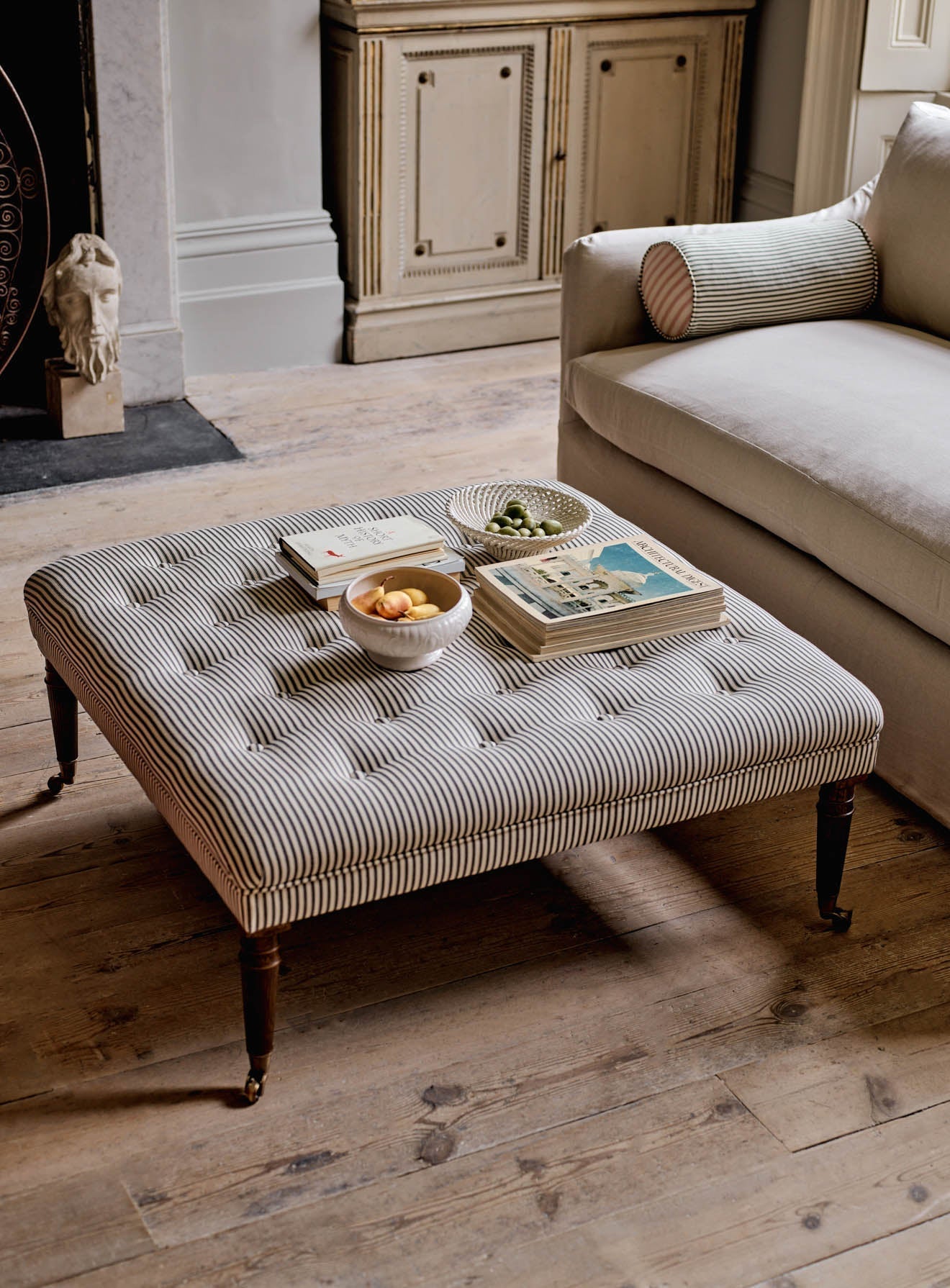 Repose-pieds Freyer, carré, velours olive foncé