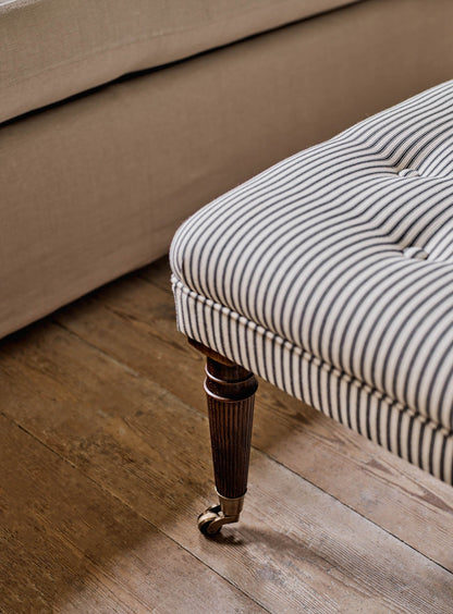 Repose-pieds Freyer, carré, rayures ocres Heritage