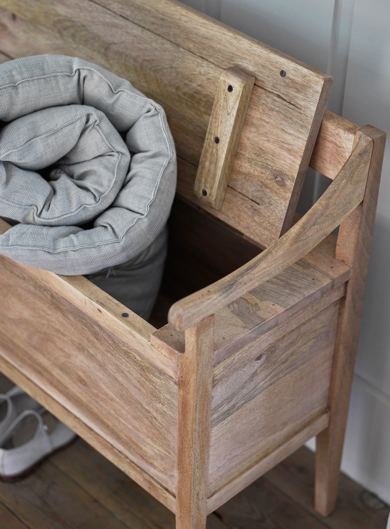 Banc de rangement Hanson