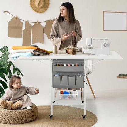 Table d'artisanat à hauteur réglable avec étagères de rangement, table de coupe pliable mobile pour le bureau à domicile, la salle de couture, la salle d'artisanat.
