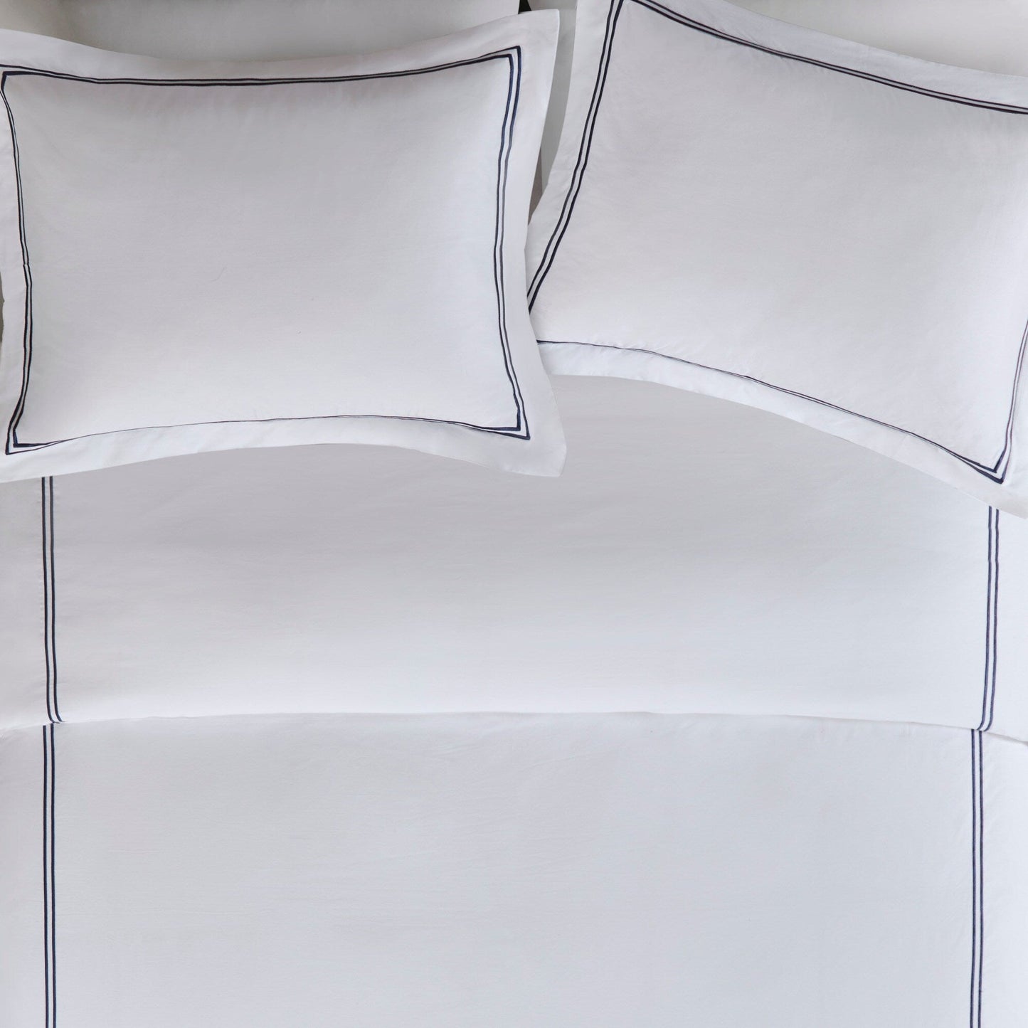 Ensemble de housse de couette brodée en satin de coton 100 % de la collection de luxe Madison Park Signature à 500 fils au pouce carré.