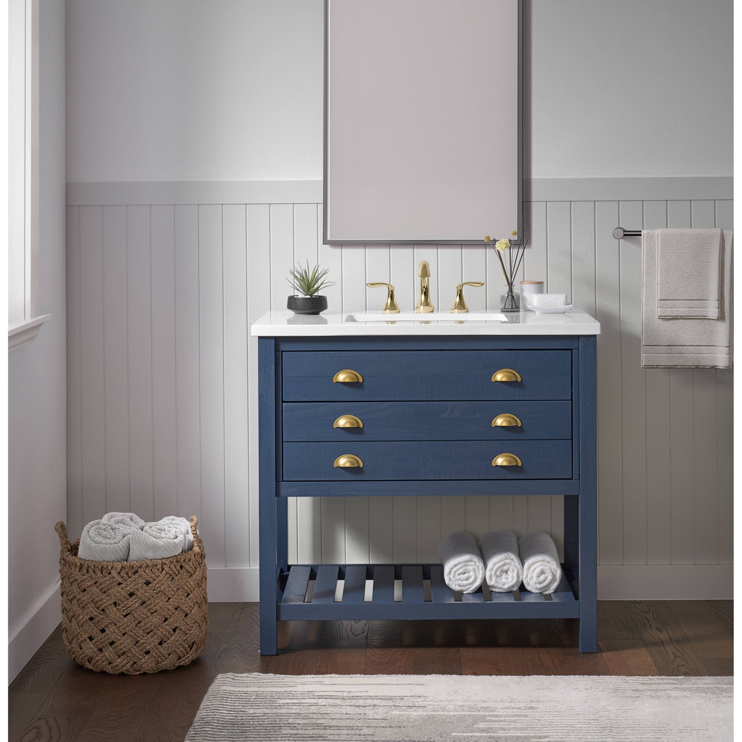 Meuble-lavabo de salle de bain simple Monterey 37 de style farmhouse avec plan de travail