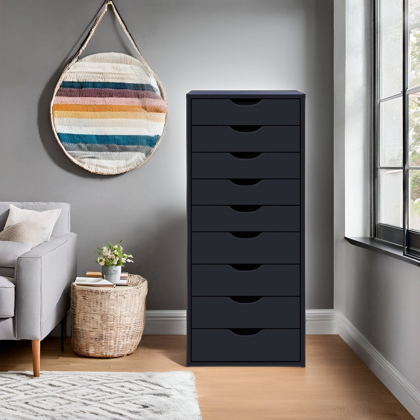 Armoire étroite en bois à 9 tiroirs avec coulisses à glissement fluide et étagère de rangement supérieure.