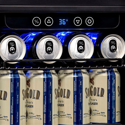 Réfrigérateur à boissons Newair 15 pouces encastrable, capacité de 96 canettes, en acier inoxydable, avec commandes de température et étagères réglables.