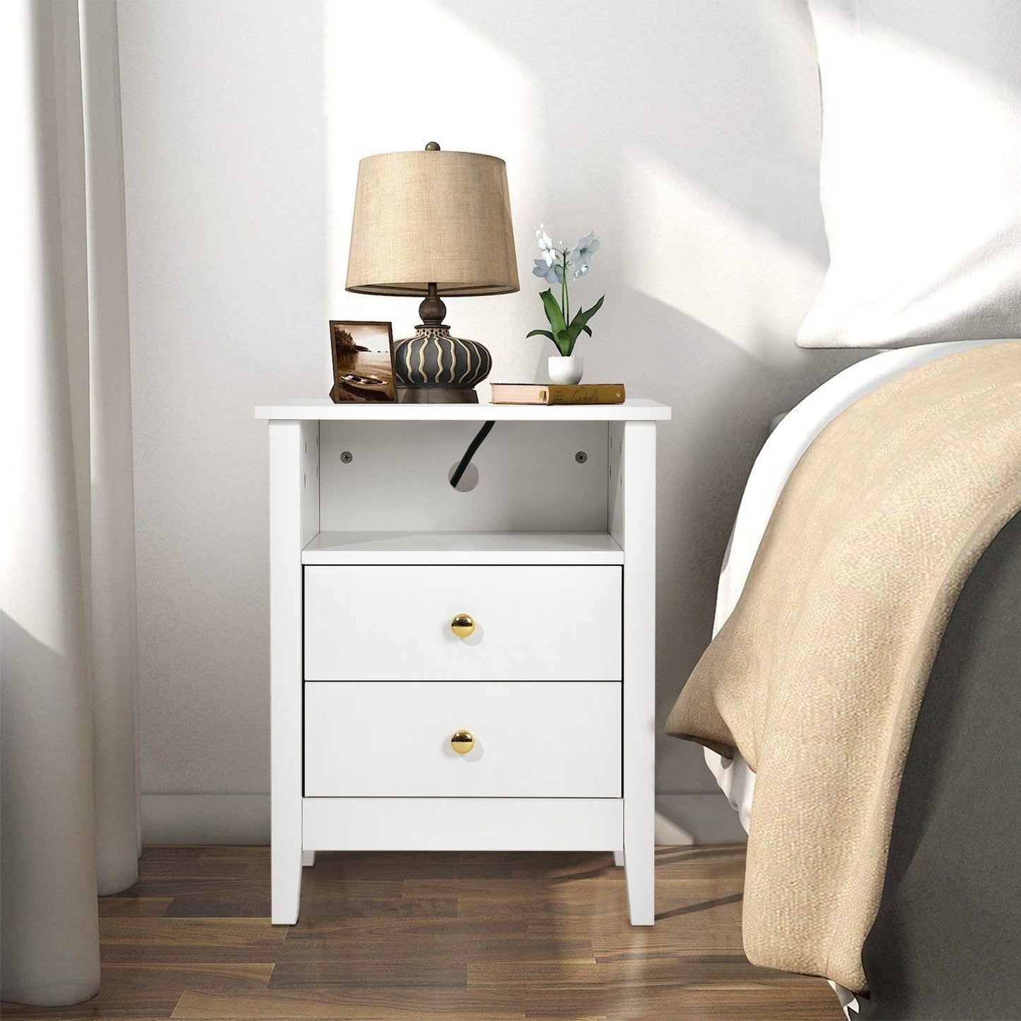 Ensemble de 2 tables de chevet avec station de recharge, table d'appoint avec 2 tiroirs, ports USB et prises électriques, pour lit.