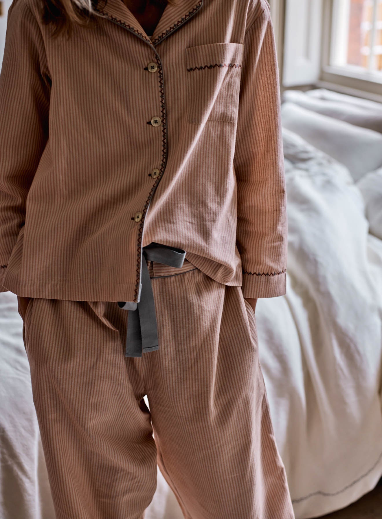 Pyjama brodé, taille M