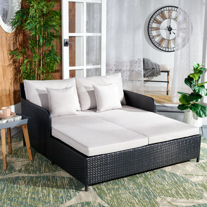 SAFAVIEH Taniyah, méridienne en osier d'extérieur avec coussins et oreillers - 135L x 71P x 157H (cm)