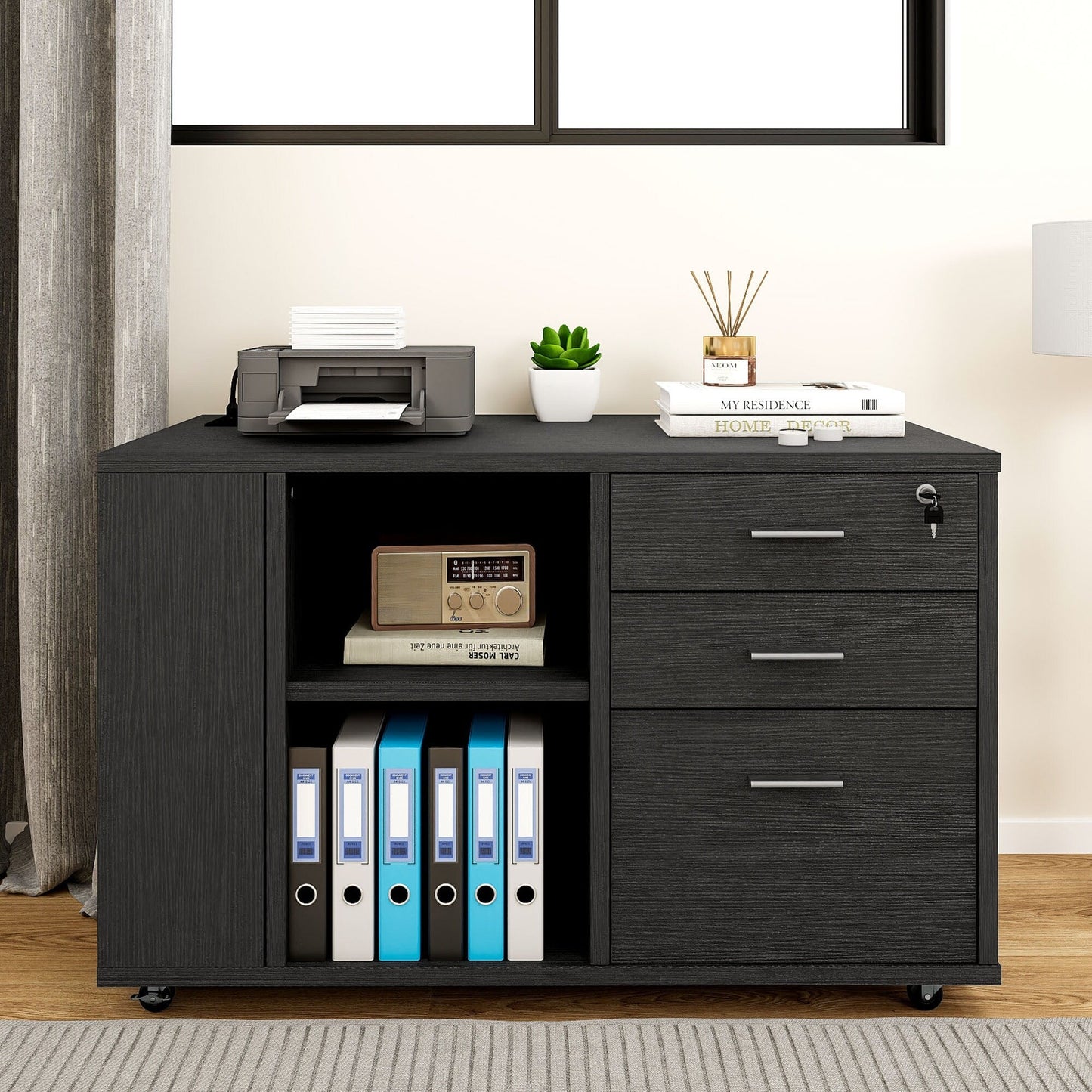 Meuble de rangement en bois avec station de recharge, classeur latéral mobile, verrouillable, compatible avec les dossiers A4, lettres et documents légaux.
